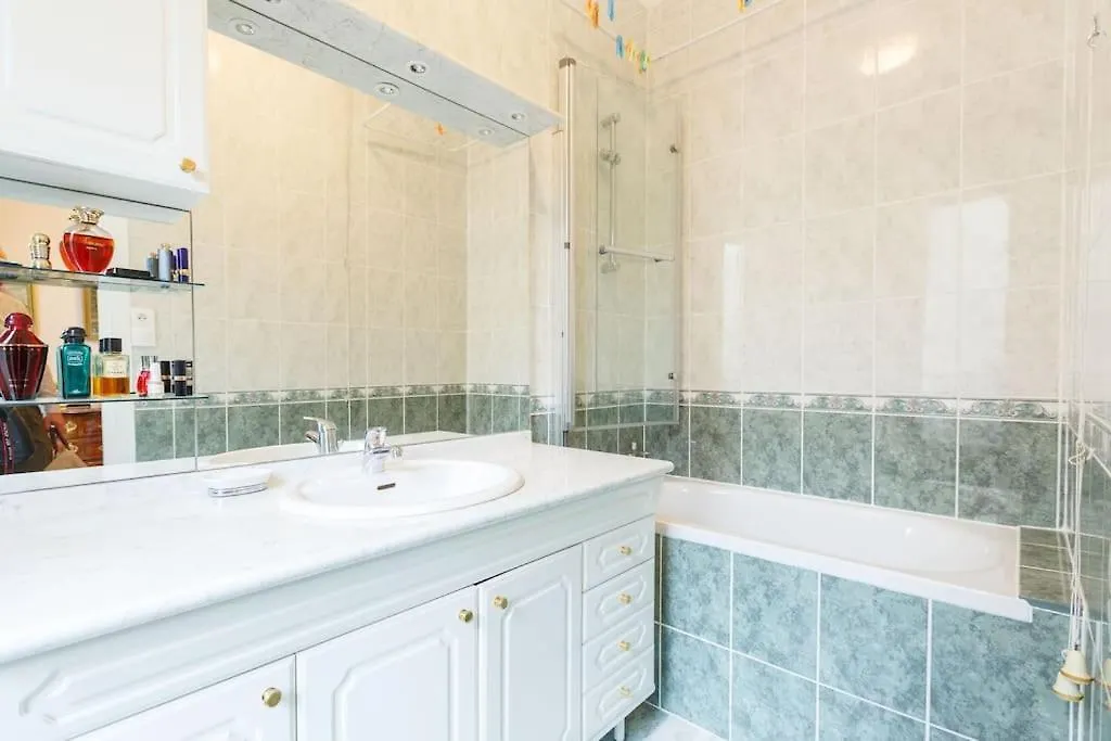 Superb 4 Bdrms 185M2 Apt Trocadero Paris Apartamento